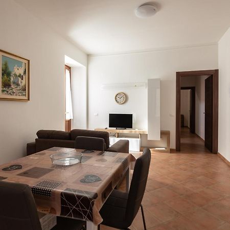 Apartmán Sotto La Torre LʼAquila Exteriér fotografie