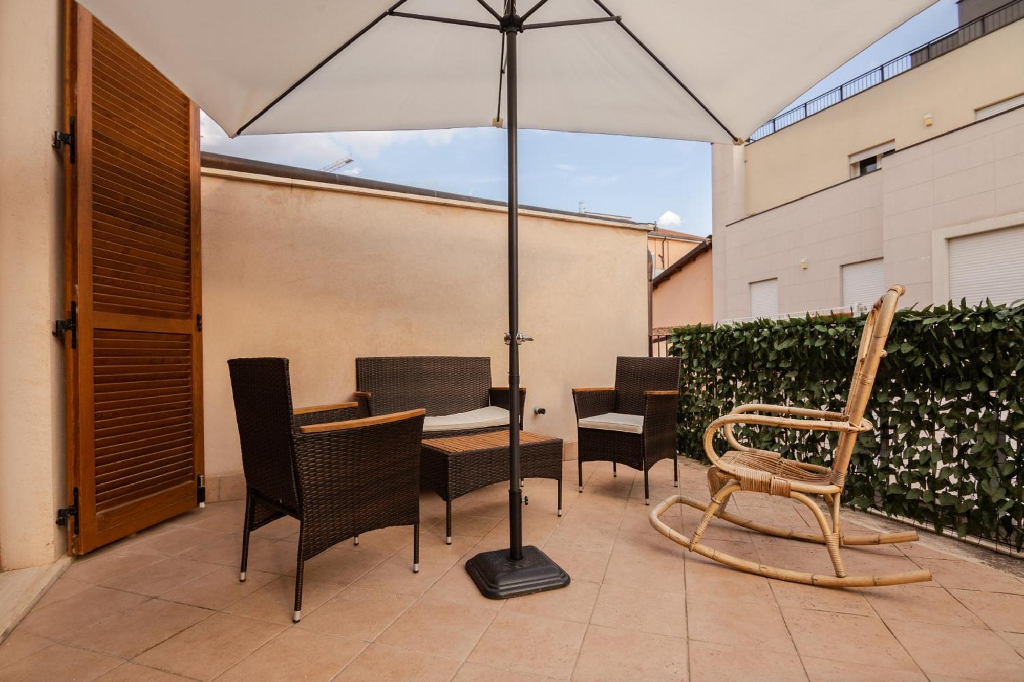 Apartmán Sotto La Torre LʼAquila Exteriér fotografie